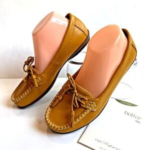 New Hotter Leather Tassel Moc Toe Loafer Women US 7 EU 38 Honiton Comfort Flat